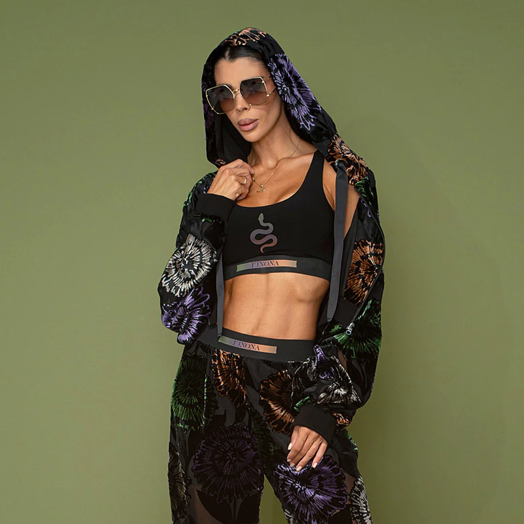 Hanorac din catifea cu gluga și șireturi