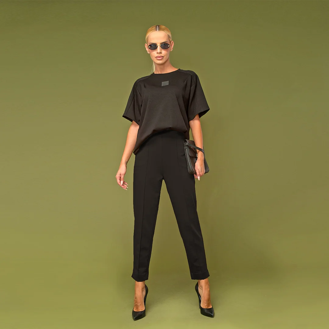 Pantaloni cu bandă de contrast